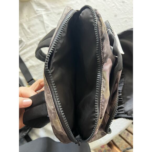 Lululemon Backpack New With Tags Camo Everyday Backpack 2.0 - Picture 8 of 10